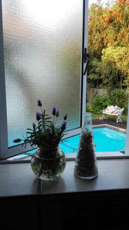 Crescent Cottage Knysna Luaran gambar